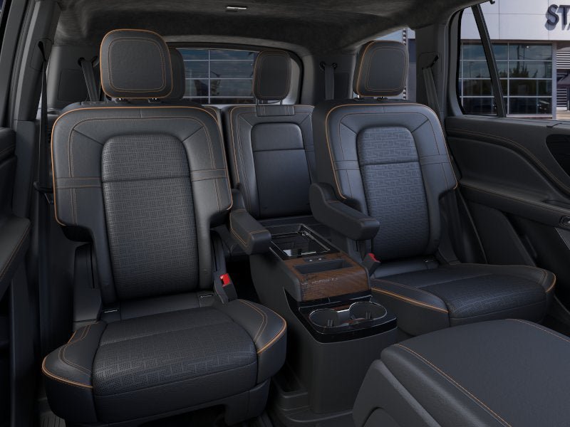 New 2025 Lincoln Aviator Black Label w/ Black Label Special Edition AWD/4WD image 11