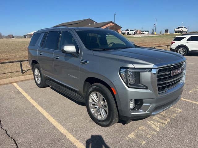Used 2024 GMC Yukon SLT w/ SLT Luxury Package
