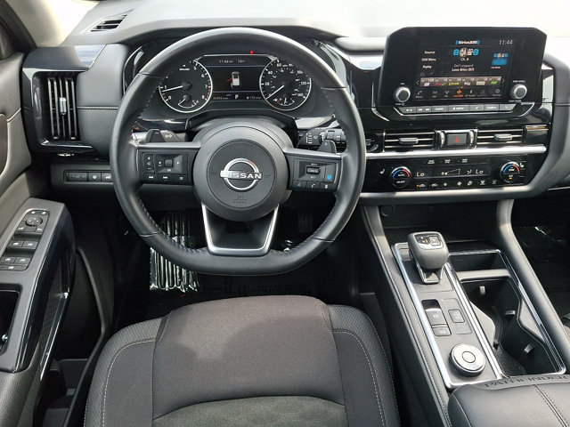 Certified 2025 Nissan Pathfinder SV AWD/4WD image 11