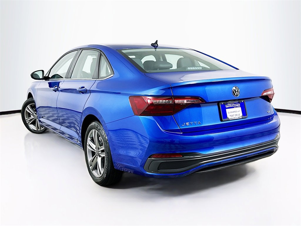 Used 2022 Volkswagen Jetta SE image 6