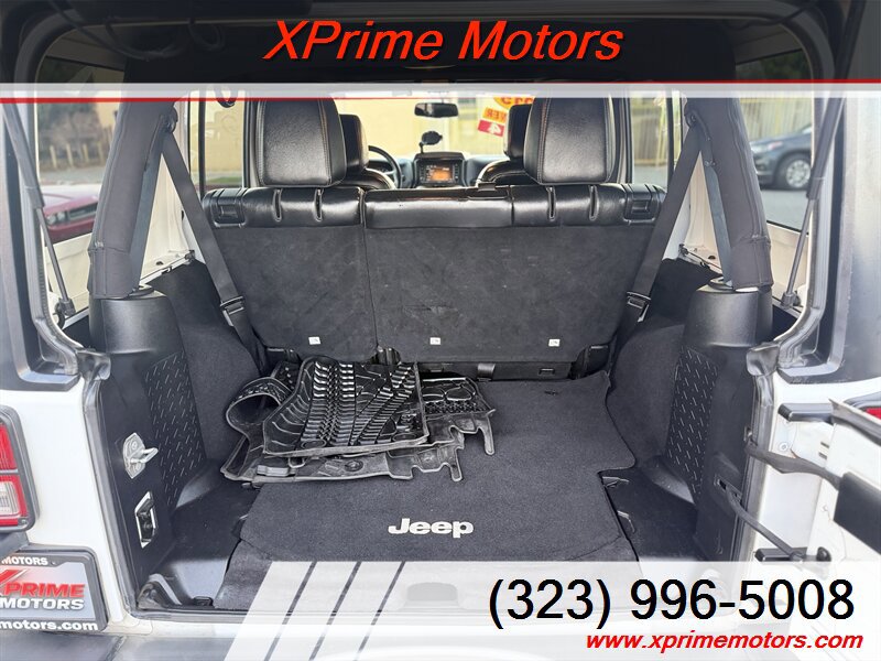 Used 2015 Jeep Wrangler Unlimited Sport AWD/4WD image 12