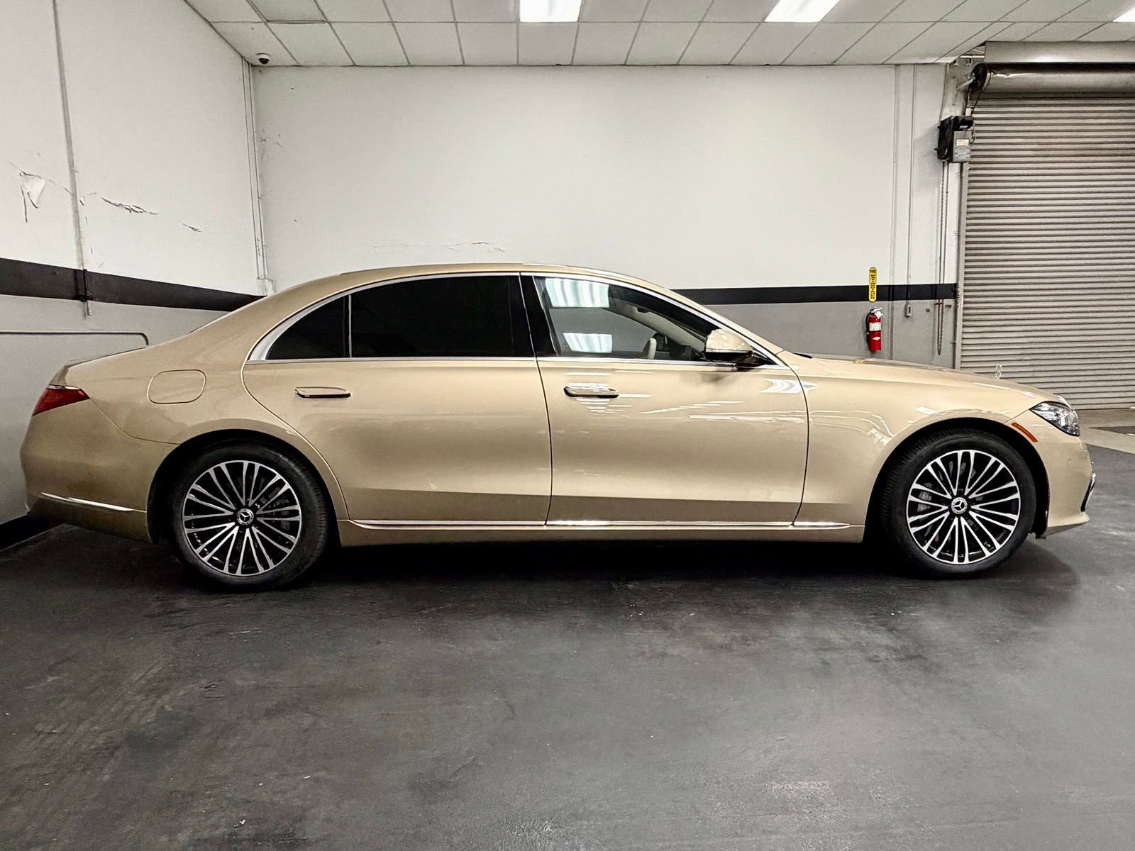 Certified 2022 Mercedes-Benz S 500 4MATIC image 5