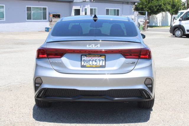 Used 2023 Kia Forte GT-Line w/ GT-Line Premium Package FWD image 4