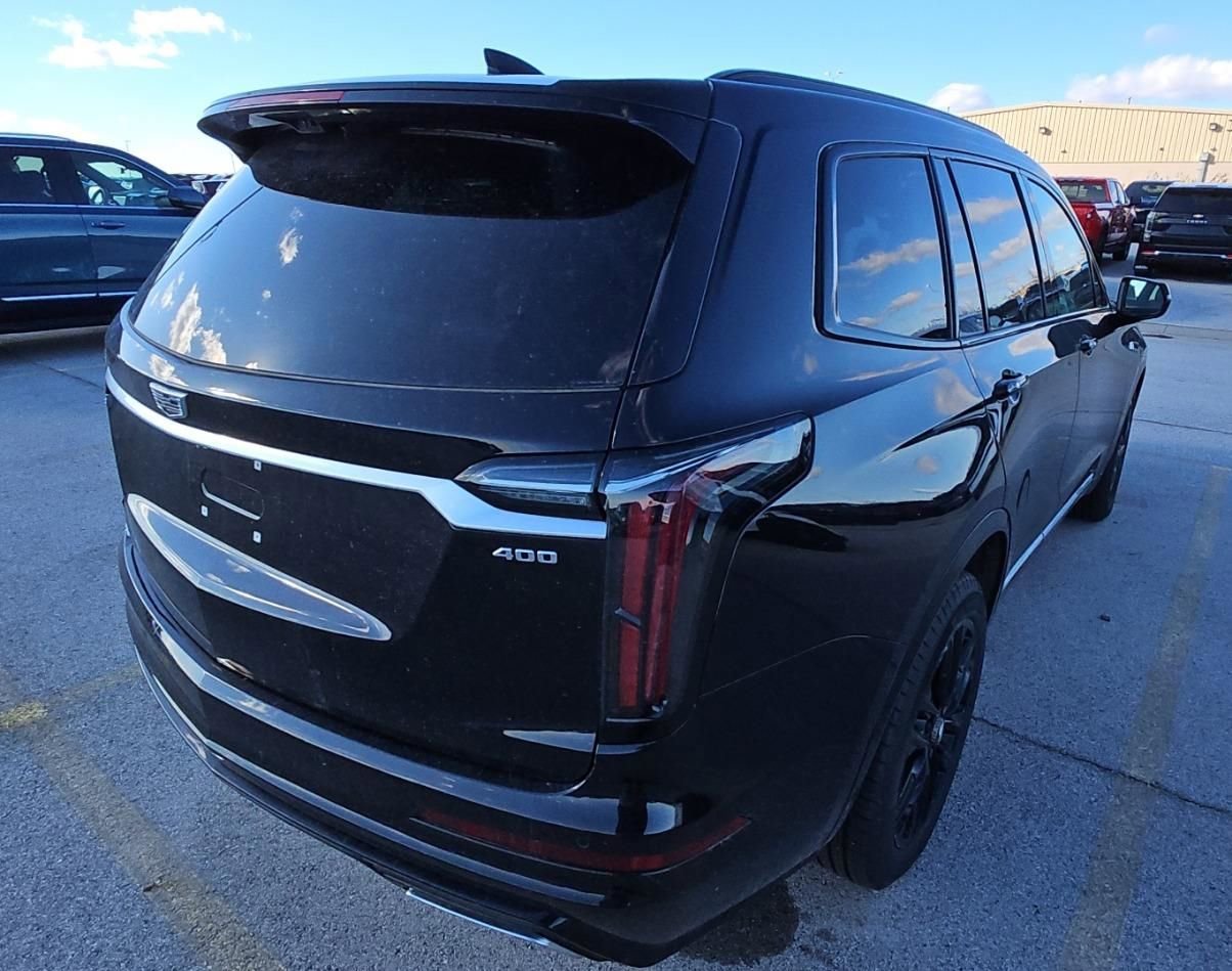 Certified 2025 Cadillac XT6 Sport w/ Platinum Package image 7