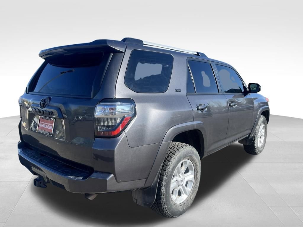 Used 2023 Toyota 4Runner SR5 image 3