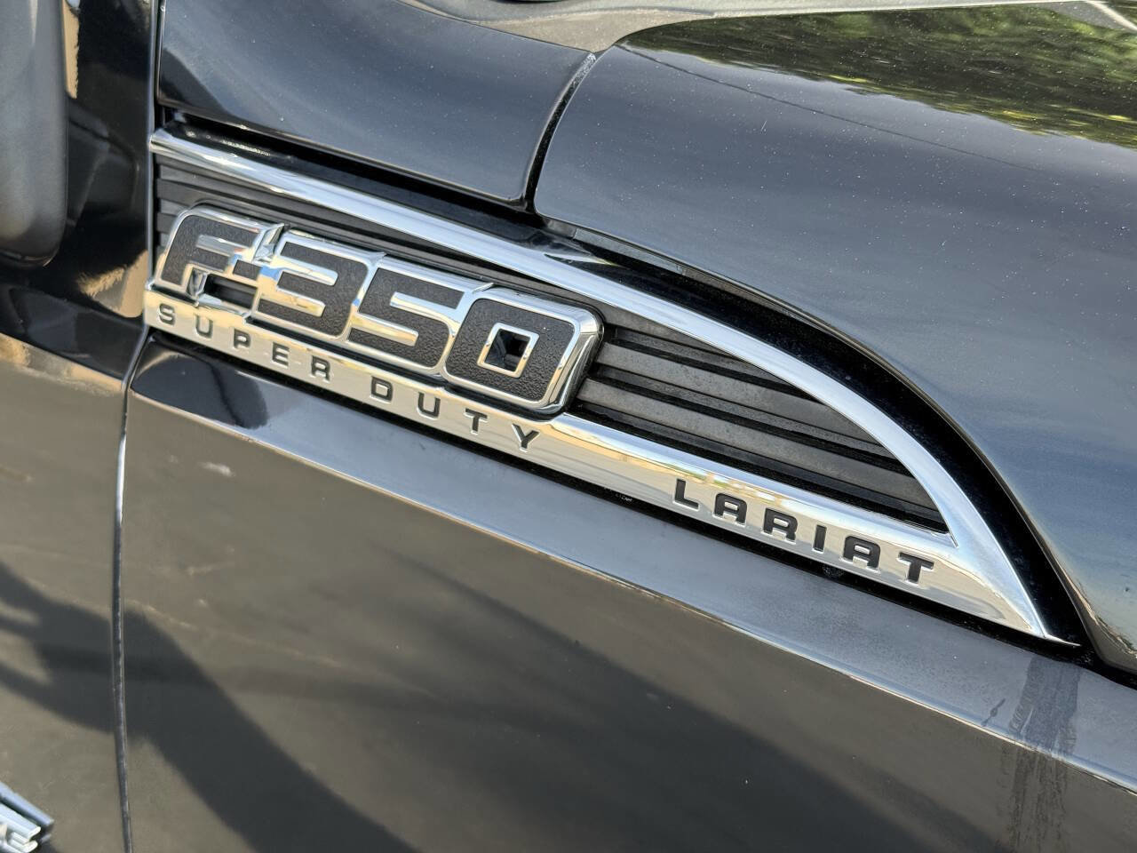 Used 2011 Ford F350 Lariat w/ Chrome Pkg image 9