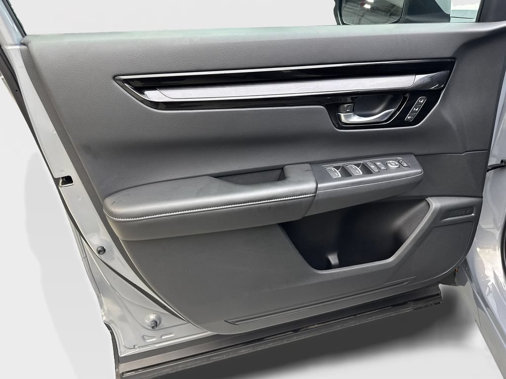 Used 2025 Honda CR-V EX-L image 32
