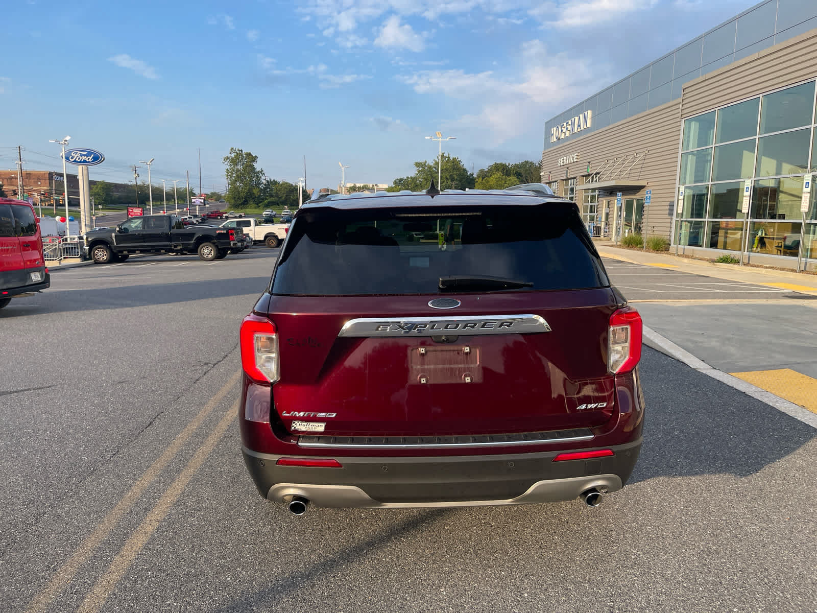 Certified 2022 Ford Explorer Limited w/ Equipment Group 301A AWD/4WD image 4
