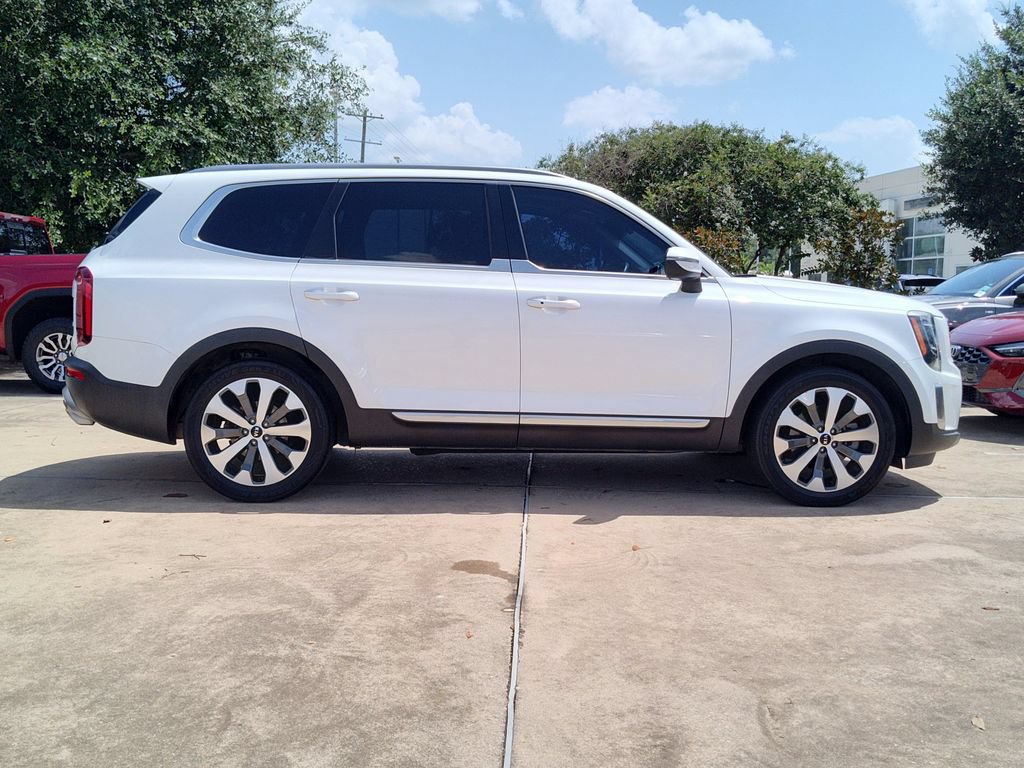 Used 2020 Kia Telluride S w/ S 8 Passenger Seating Package FWD image 12