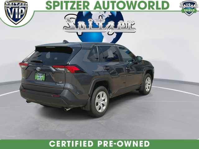 Used 2024 Toyota RAV4 LE FWD image 9