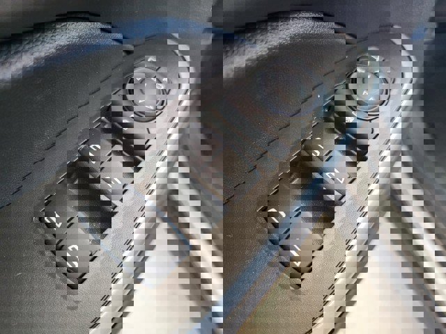 Used 2024 Chevrolet Trax RS w/ Driver Confidence Package image 28