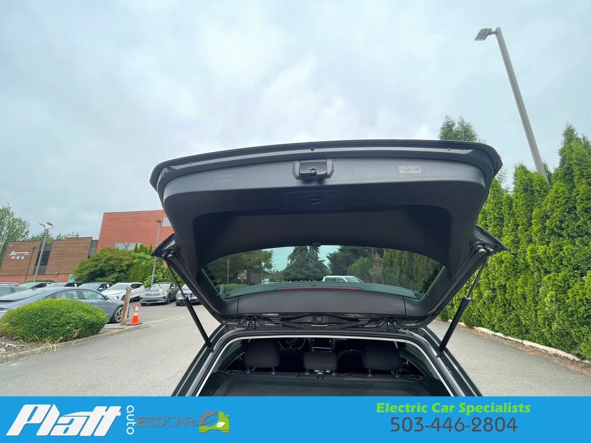 Used 2019 Volkswagen e-Golf SE w/ Driver Assistance Package FWD image 50