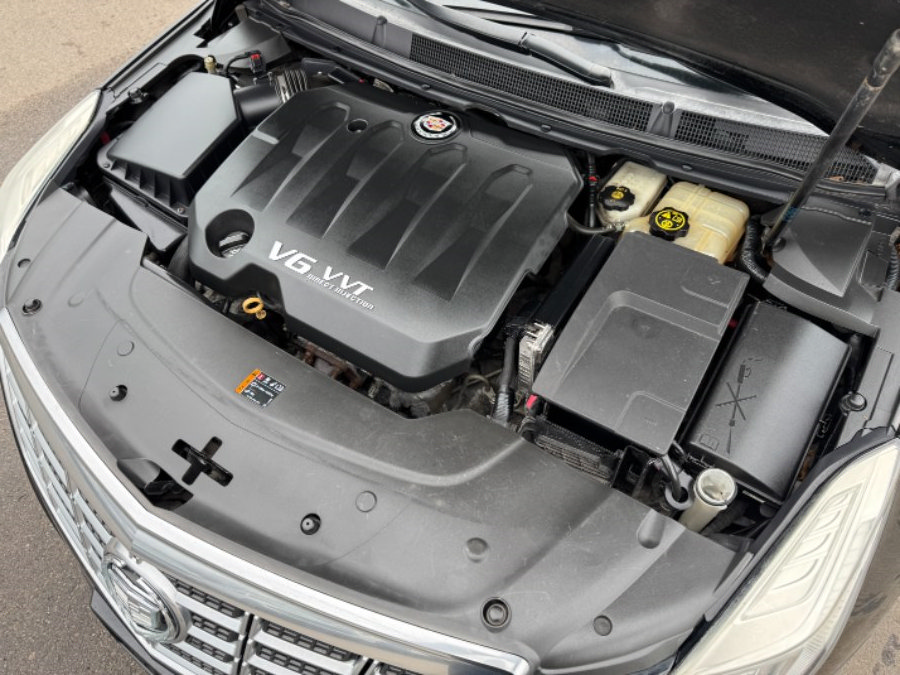 Used 2013 Cadillac XTS Luxury FWD image 22