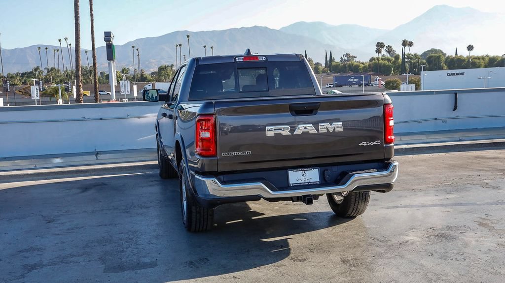 New 2026 RAM 1500 Big Horn AWD/4WD image 7