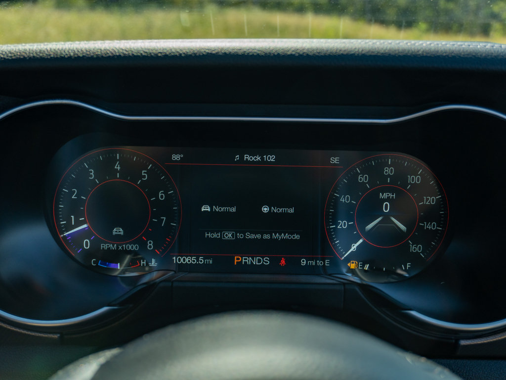 Used 2019 Ford Mustang GT Premium w/ Equipment Group 401A RWD image 17