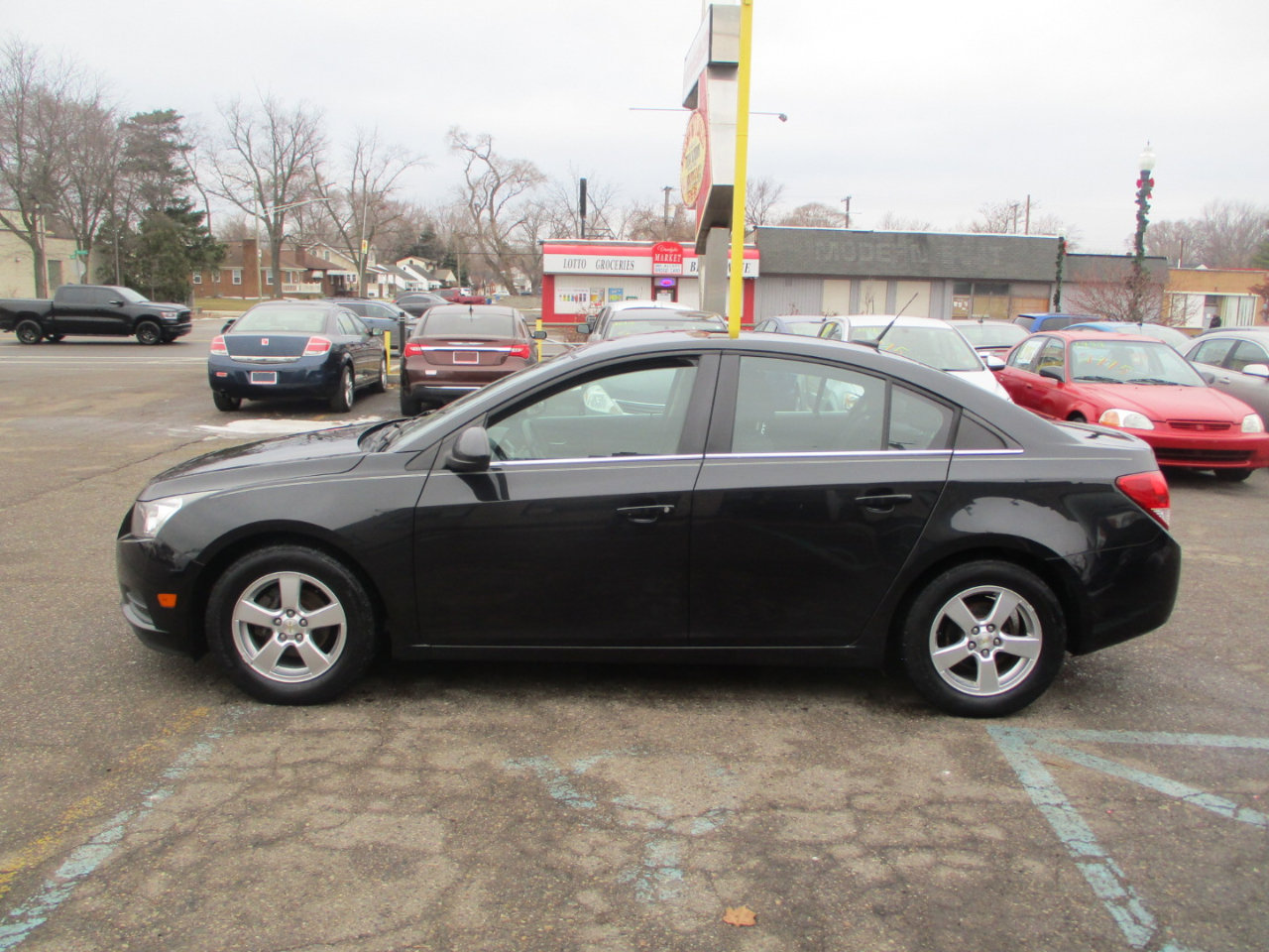 Used 2014 Chevrolet Cruze LT image 4