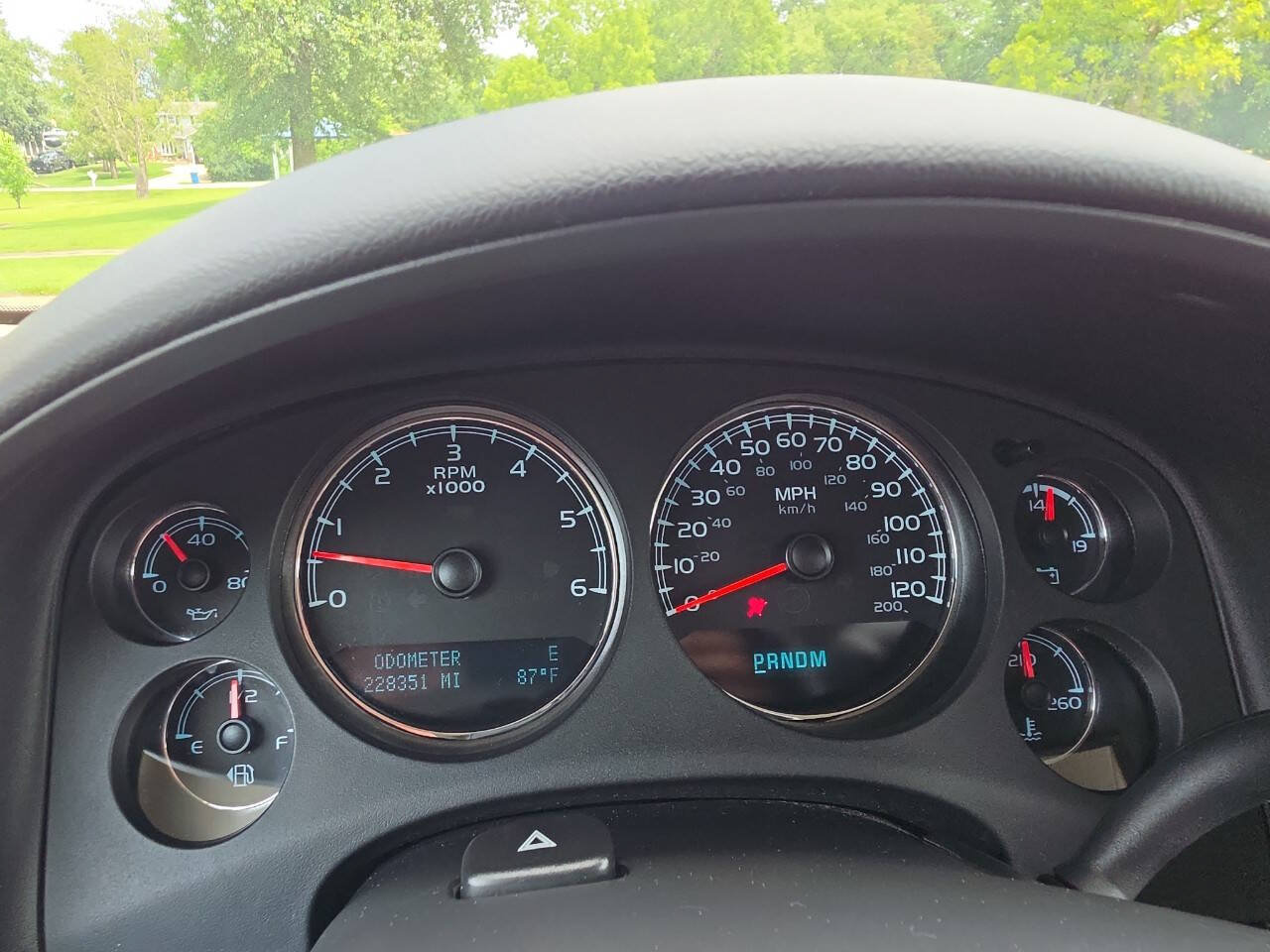 Used 2012 Chevrolet Suburban LT AWD/4WD image 13