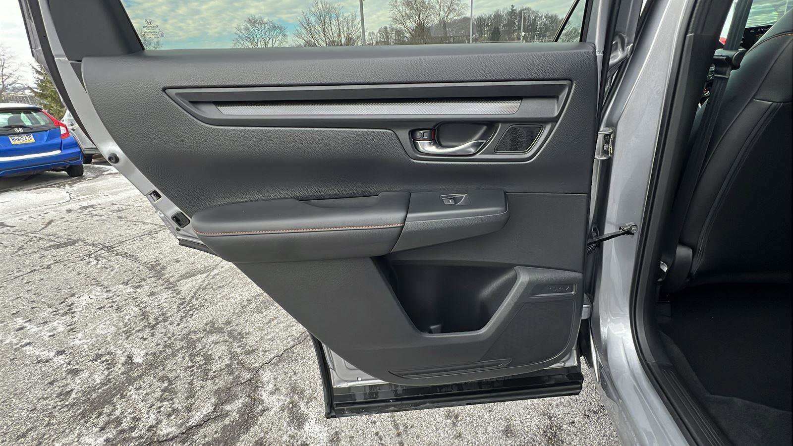 Certified 2025 Honda CR-V Sport-L image 17