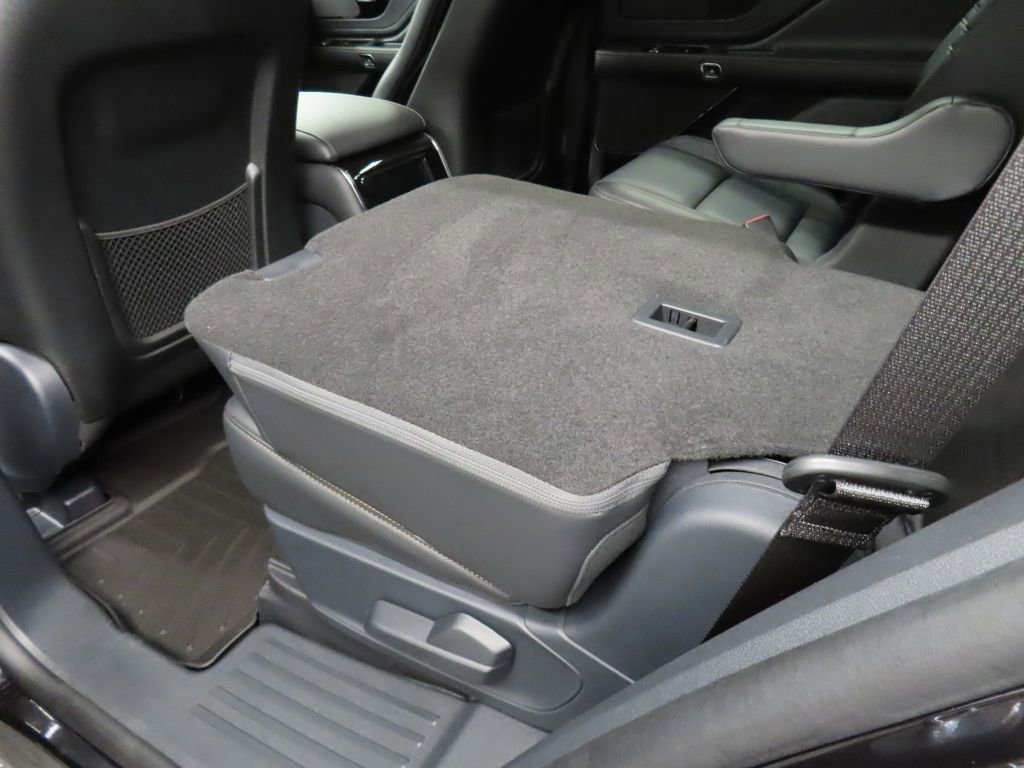 Used 2025 Lincoln Aviator Reserve w/ Jet Appearance Package AWD/4WD image 65