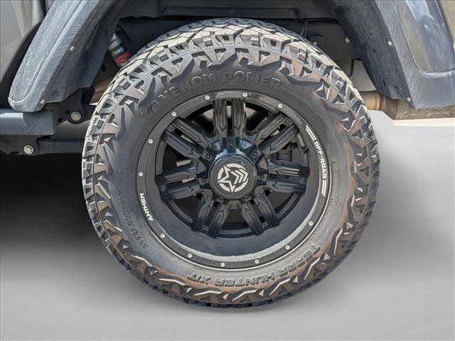 Used 2021 Jeep Gladiator Rubicon AWD/4WD image 3