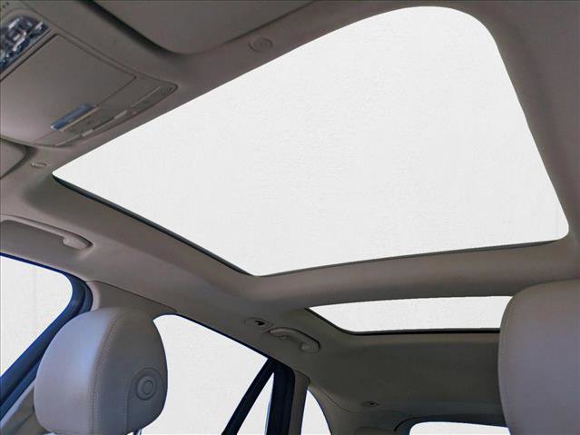 Used 2021 Mercedes-Benz GLC 300 GLC 300 w/ Premium Package image 15