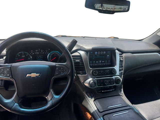 Used 2020 Chevrolet Tahoe Premier w/ RST 6.2L Performance Edition AWD/4WD image 10