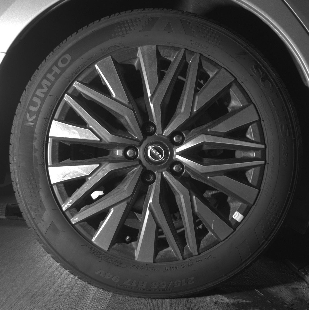 Used 2025 Nissan Altima 2.5 SV image 15