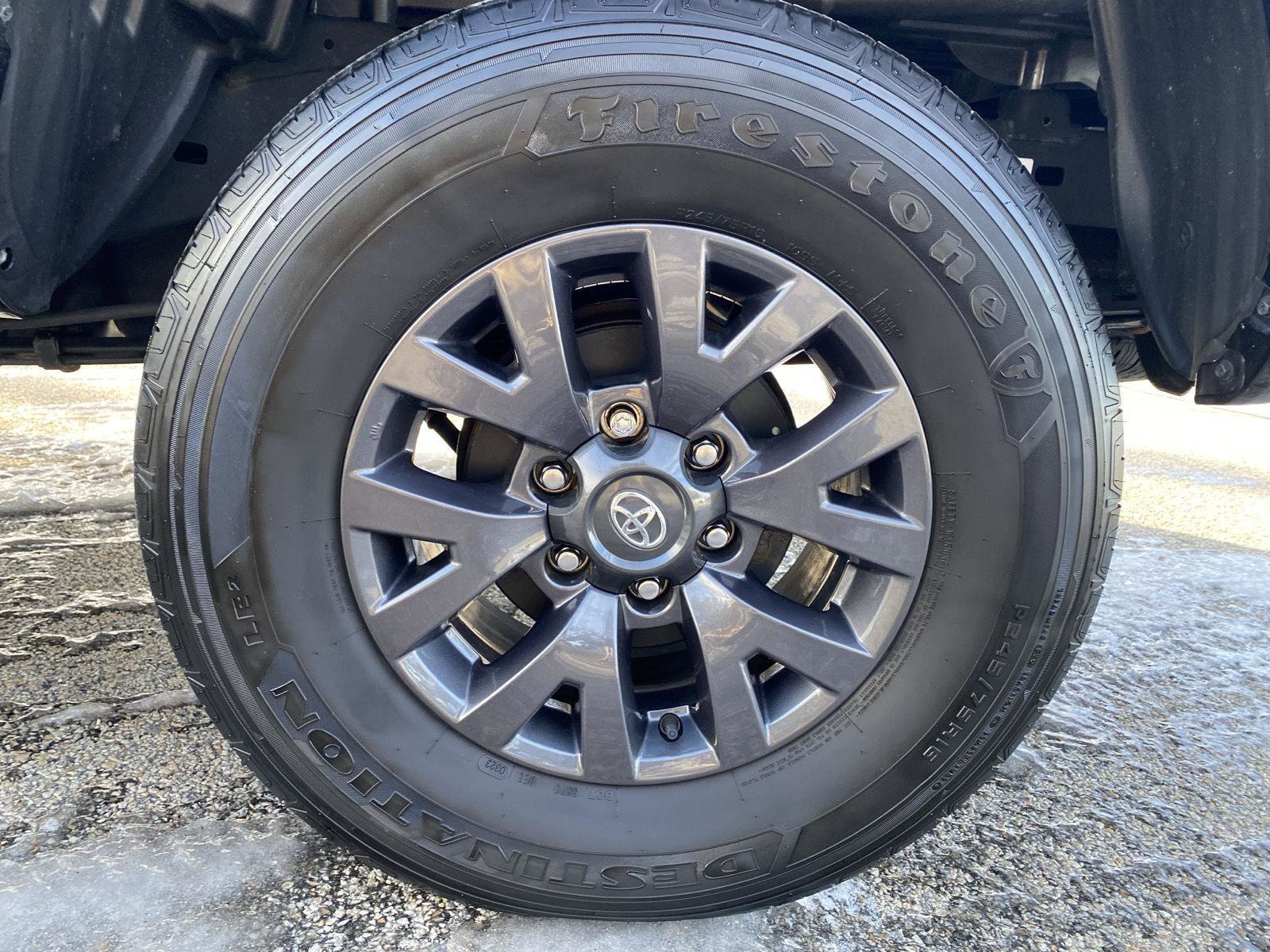 Used 2023 Toyota Tacoma SR5 image 11