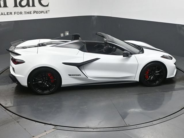 Used 2027 Chevrolet Corvette Grand Sport w/ Stealth Interior Trim Package RWD image 39