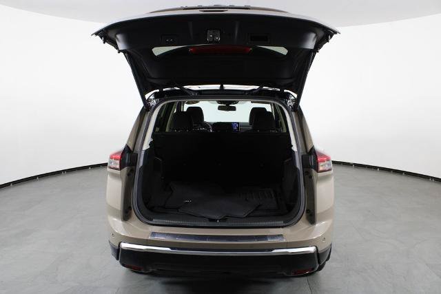 Certified 2025 Nissan Rogue Platinum FWD image 17