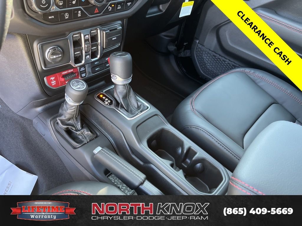 New 2025 Jeep Gladiator Rubicon image 11