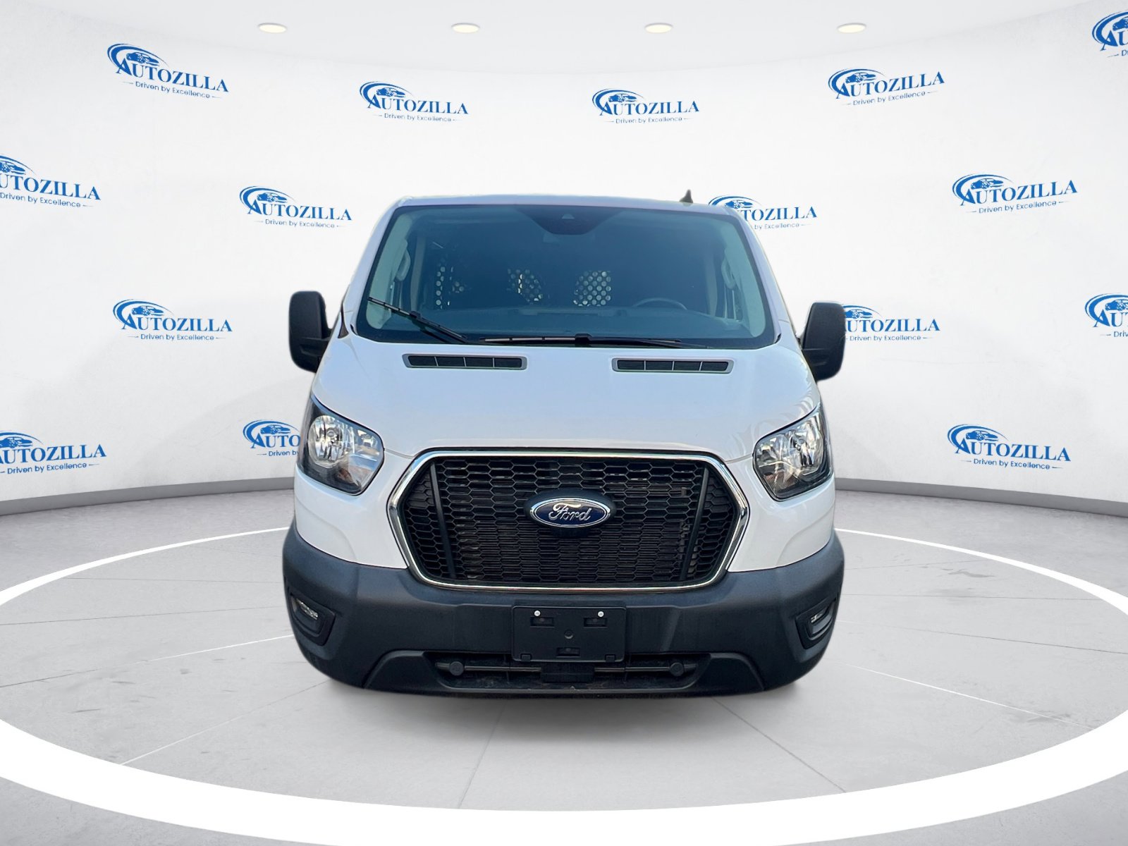 Used 2023 Ford Transit 250 Low Roof w/ Exterior Upgrade Package image 8