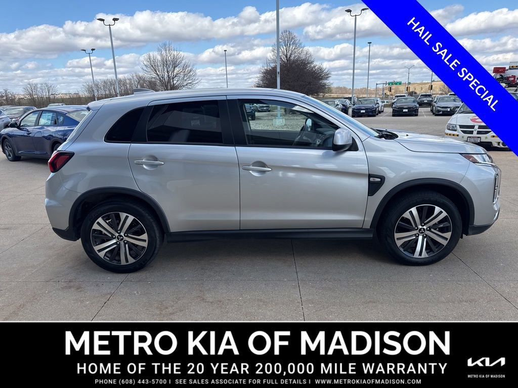 Used 2025 Mitsubishi Outlander Sport ES AWD/4WD image 6