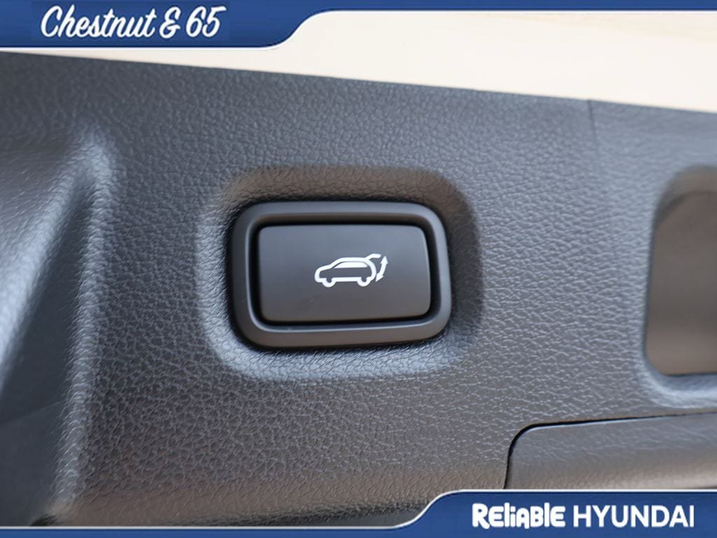 Used 2023 Hyundai Santa Fe XRT AWD/4WD image 17
