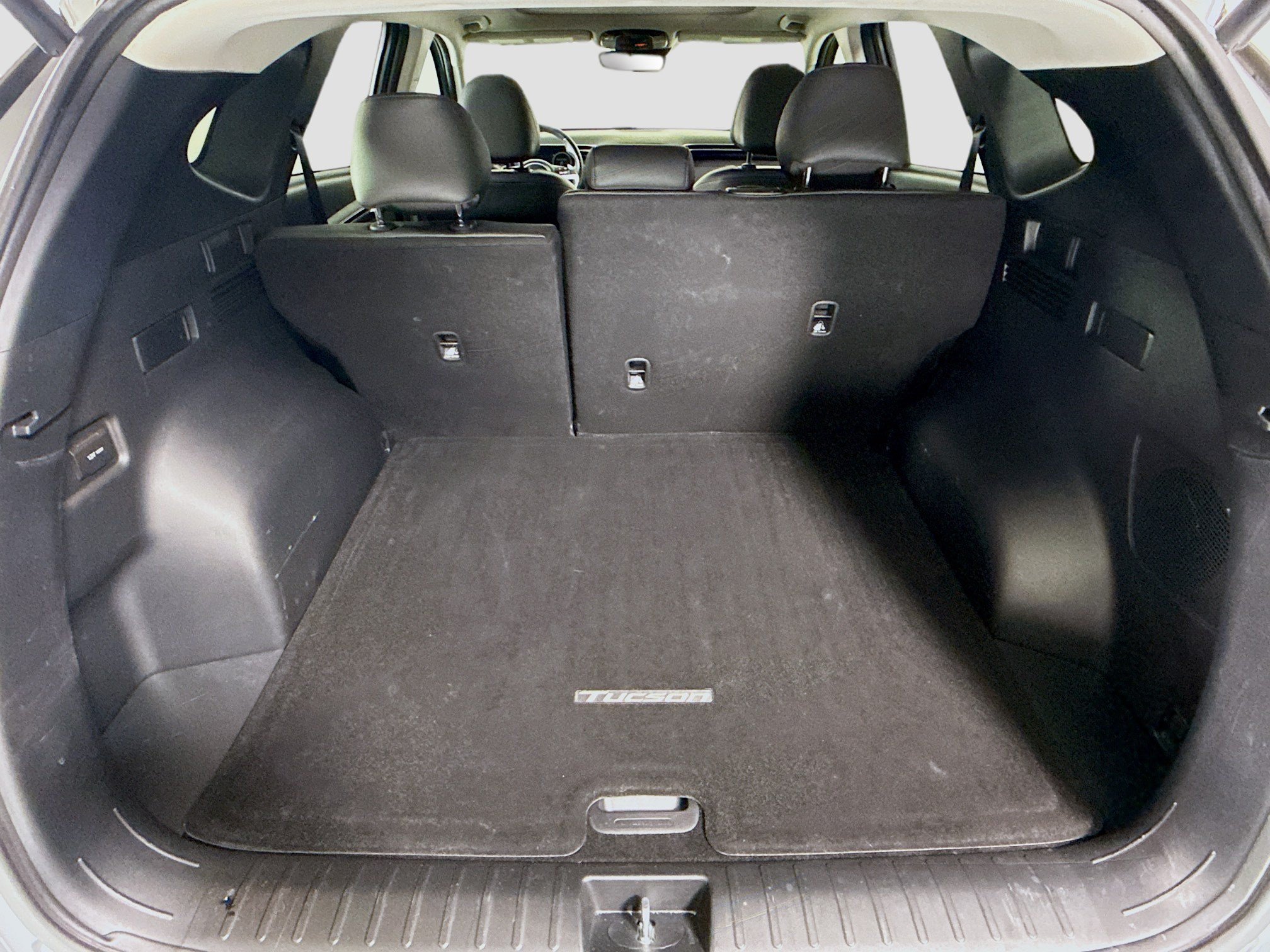 Used 2023 Hyundai Tucson Limited FWD image 35