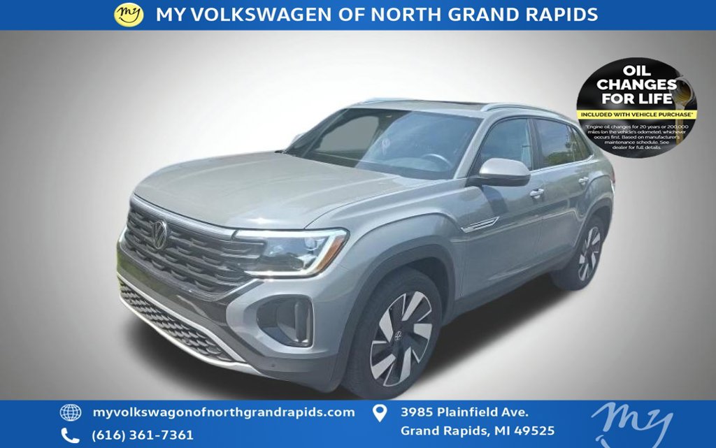 Used 2025 Volkswagen Atlas Cross Sport SE w/ Panoramic Sunroof Package AWD/4WD image 5