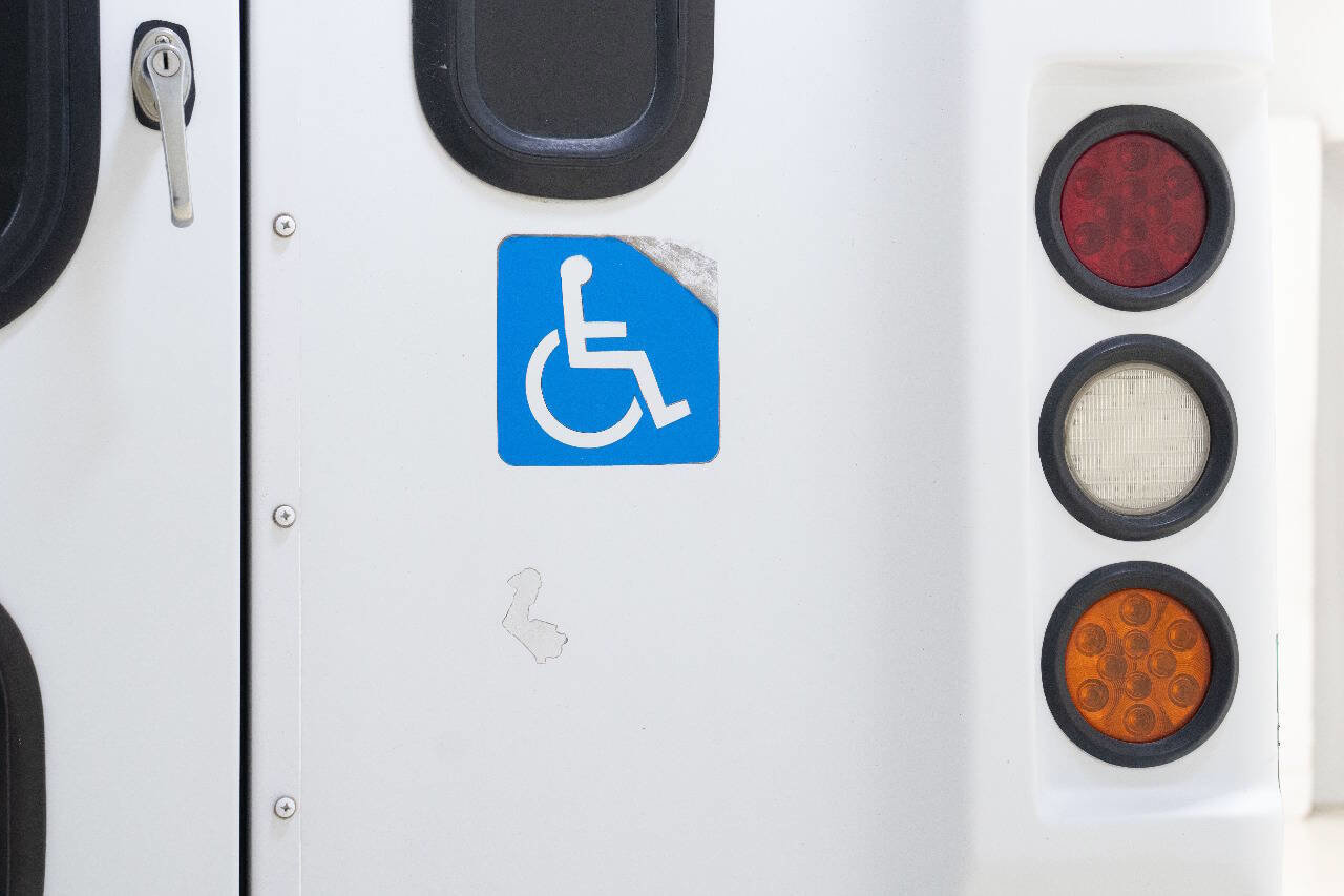 Used 2016 Ford E-350 and Econoline 350 Super Duty w/ Shuttle Bus Prep Package image 28