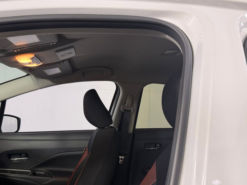 Used 2025 Nissan Versa SR w/ Trunk Package image 24