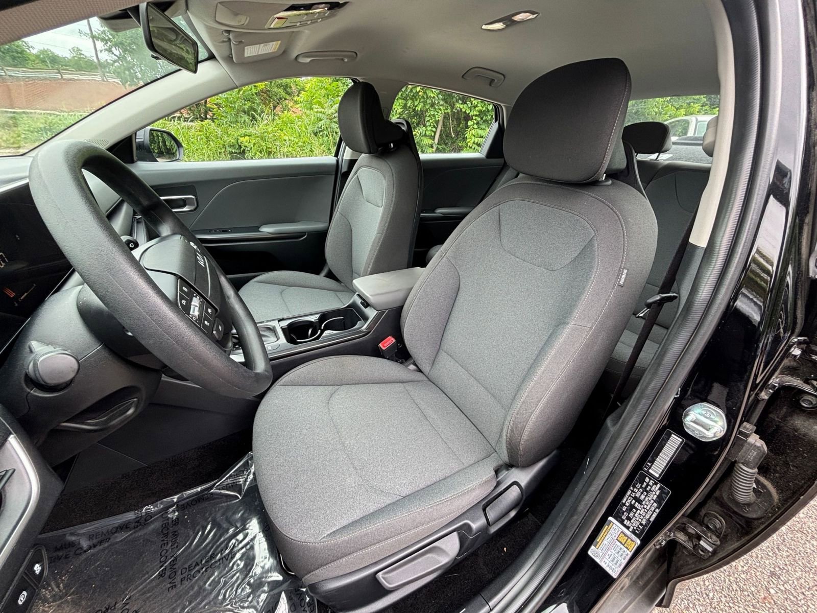 Used 2025 Kia K4 FWD image 33