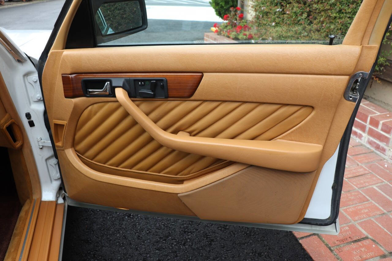 Used 1989 Mercedes-Benz 300 SE image 28