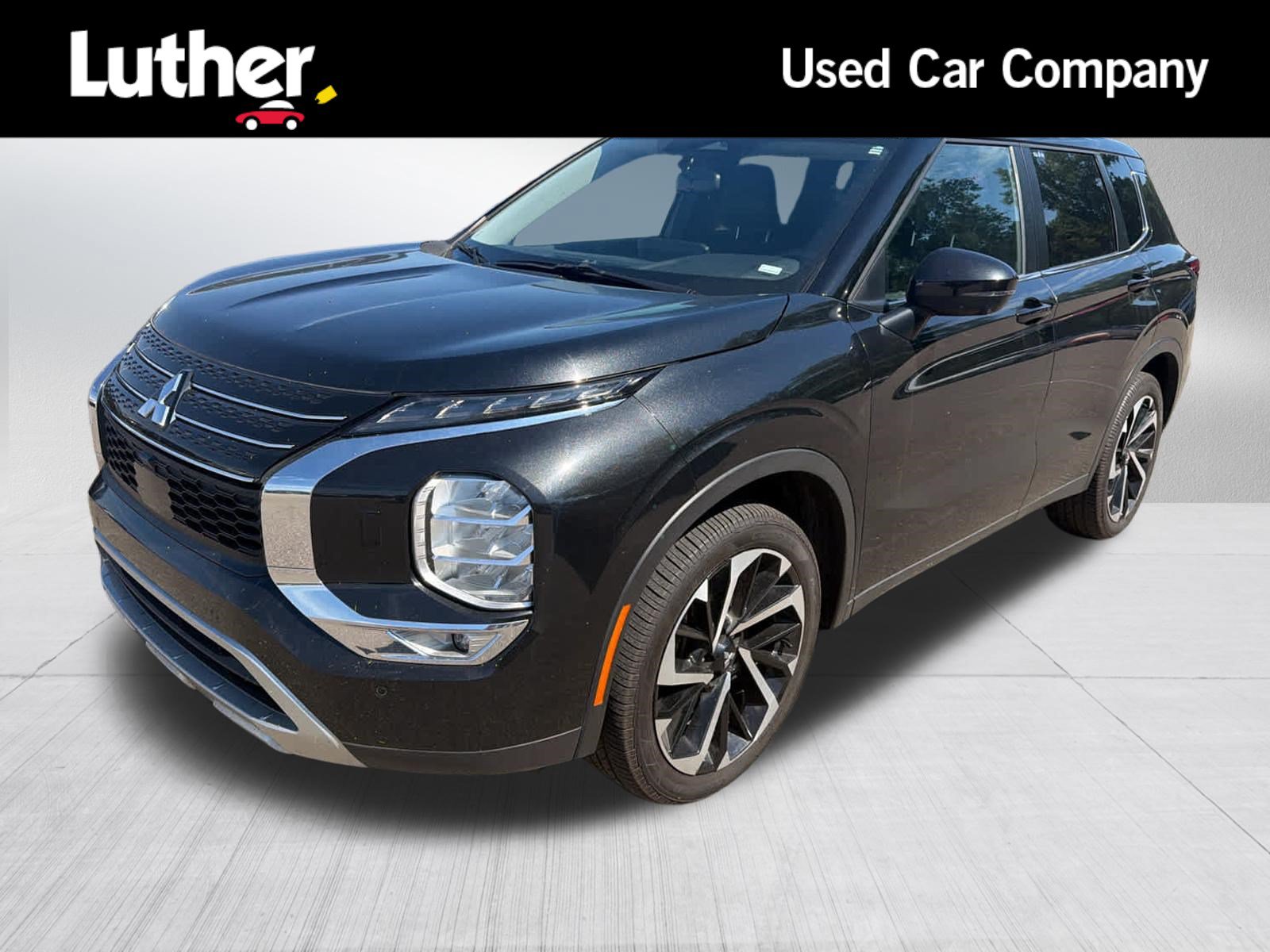 Used 2024 Mitsubishi Outlander SE
