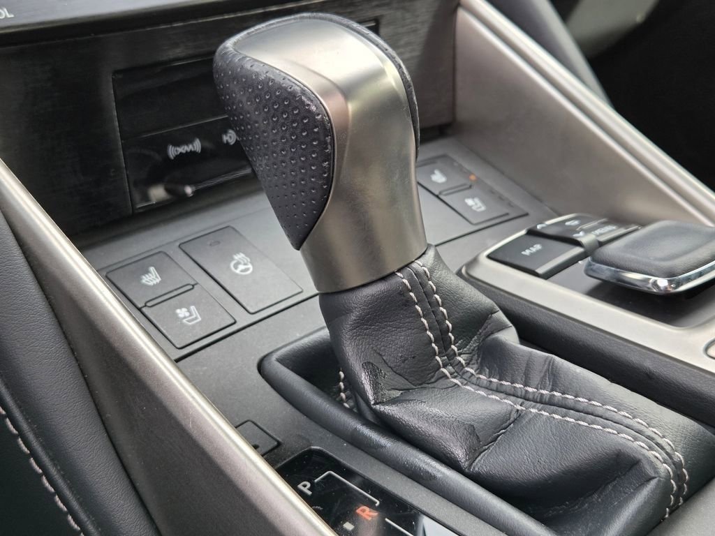 Used 2018 Lexus IS 350 F Sport w/ F Sport Package image 35