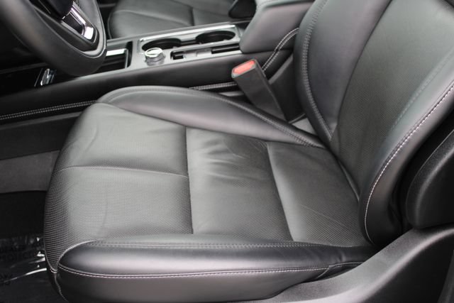 Used 2023 Lincoln Corsair Reserve FWD image 35