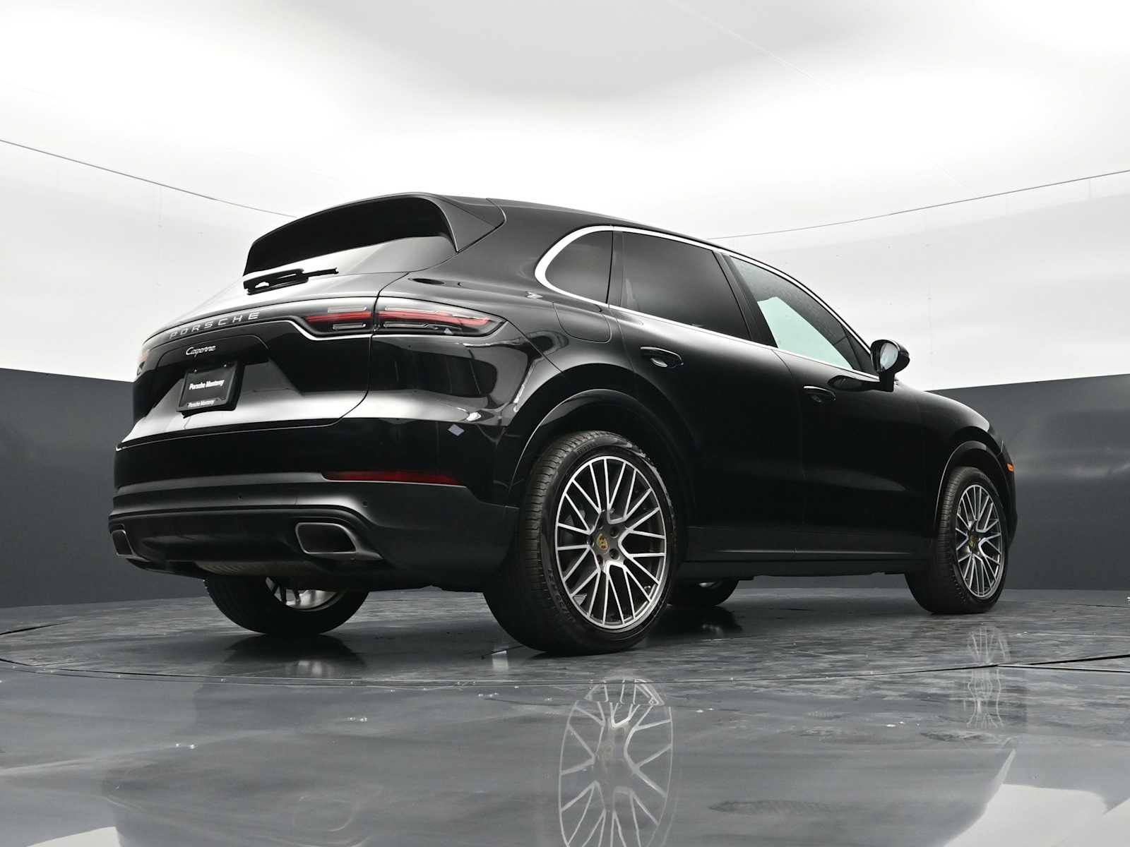 Certified 2021 Porsche Cayenne AWD/4WD image 38