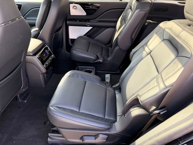 New 2025 Lincoln Aviator Reserve w/ Equipment Group 201A image 13