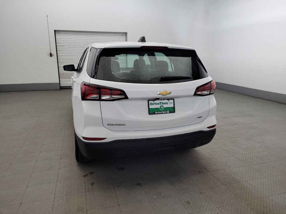 Used 2024 Chevrolet Equinox LS image 6