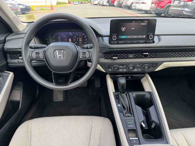 Used 2023 Honda Accord EX image 22