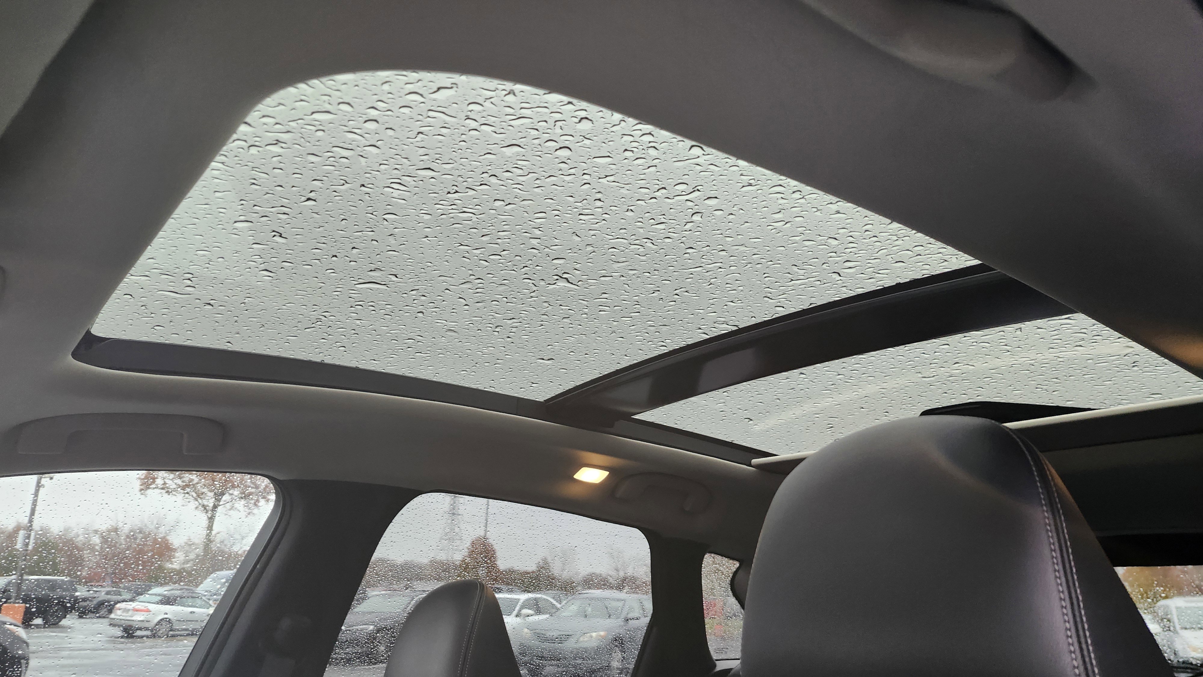 Used 2022 INFINITI QX50 Luxe image 2