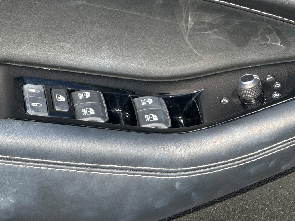 Used 2023 Jeep Grand Cherokee L Overland image 18