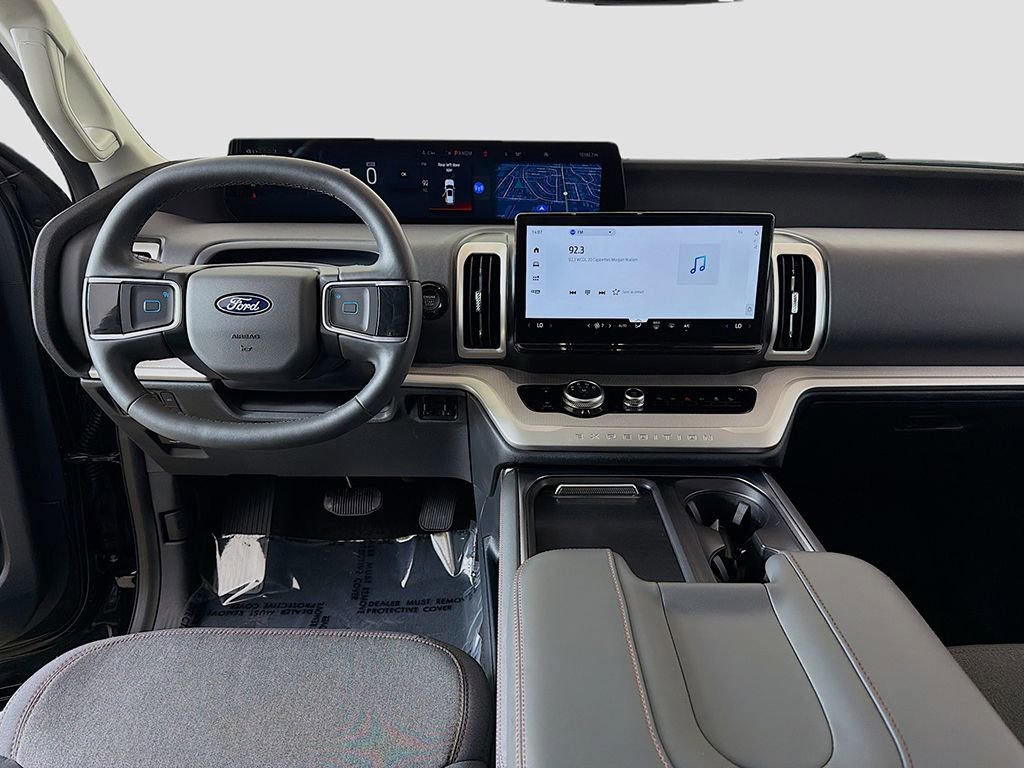 Used 2025 Ford Expedition Max Active image 32